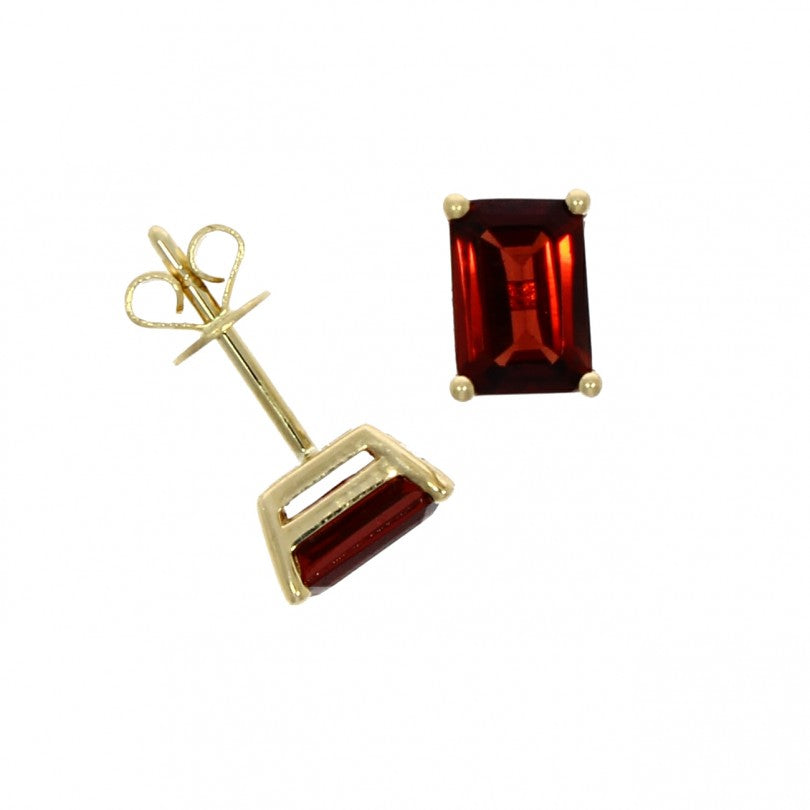 9ct Gold Octagonal Garnet Claw Set Stud Earrings