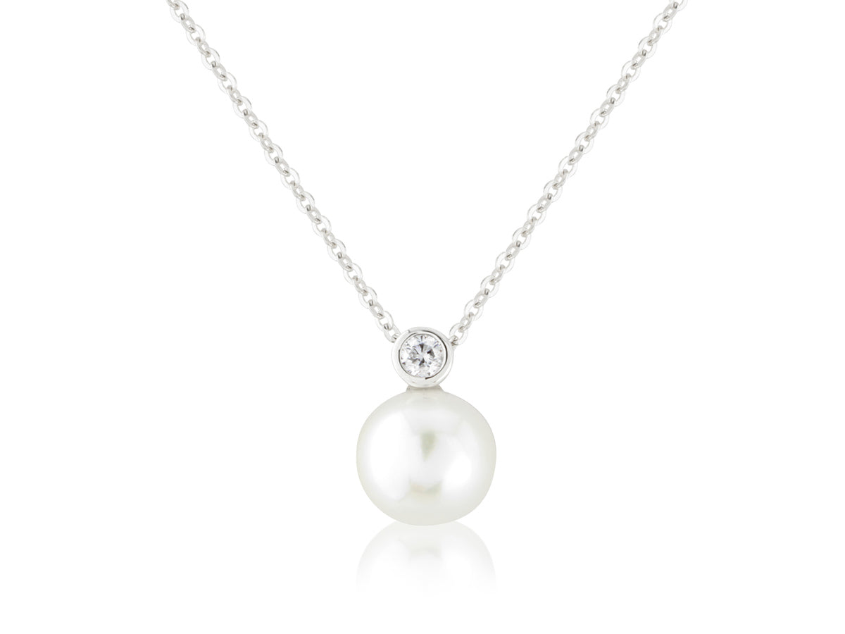 9ct White Gold Pearl & Diamond Set "Snowman" Pendant Necklace