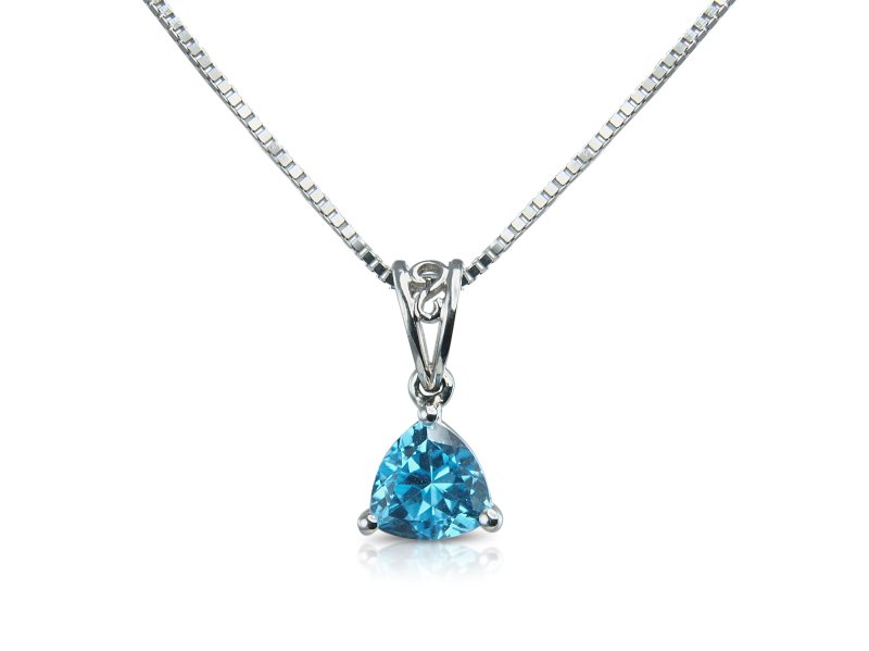 9ct White Gold Blue Topaz Set Pendant Necklace