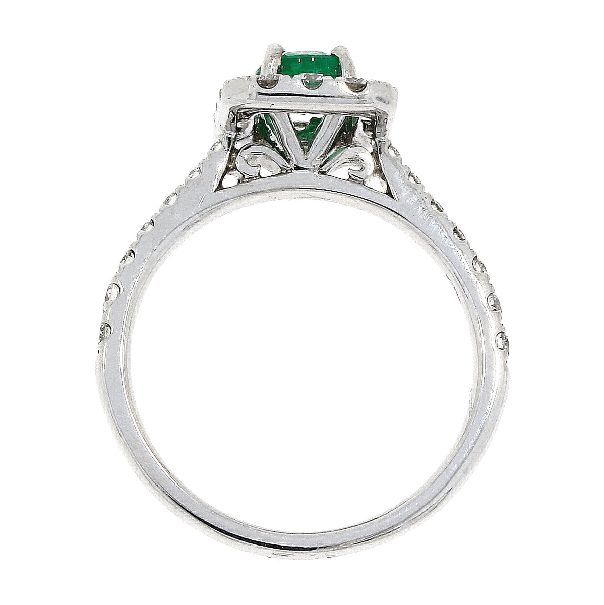 18ct White Gold Emerald & Diamond Set Cluster Ring