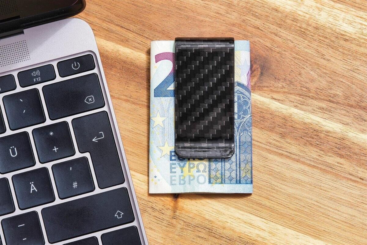 LEANSCHI Black Carbon Fibre Money Clip