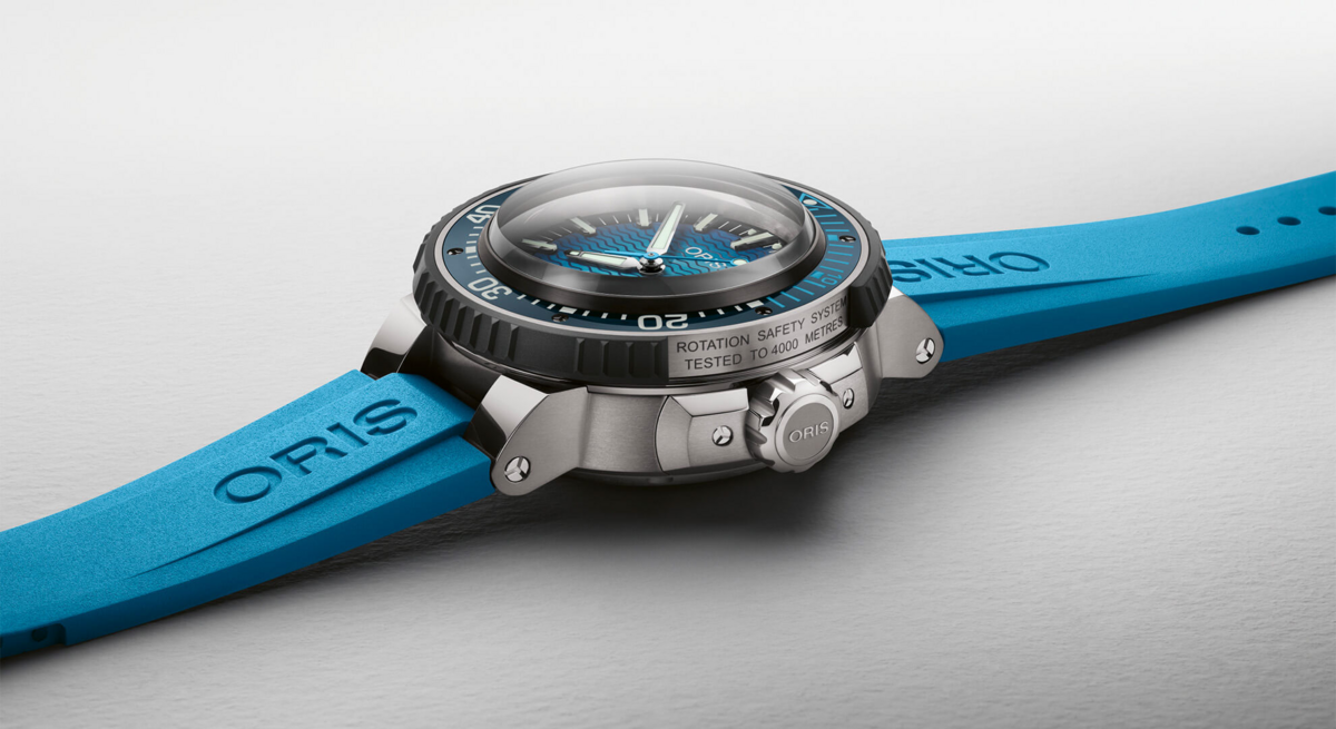 Oris Aquis Pro 4000M Calibre 400 Blue Dial Titanium Mens Watch