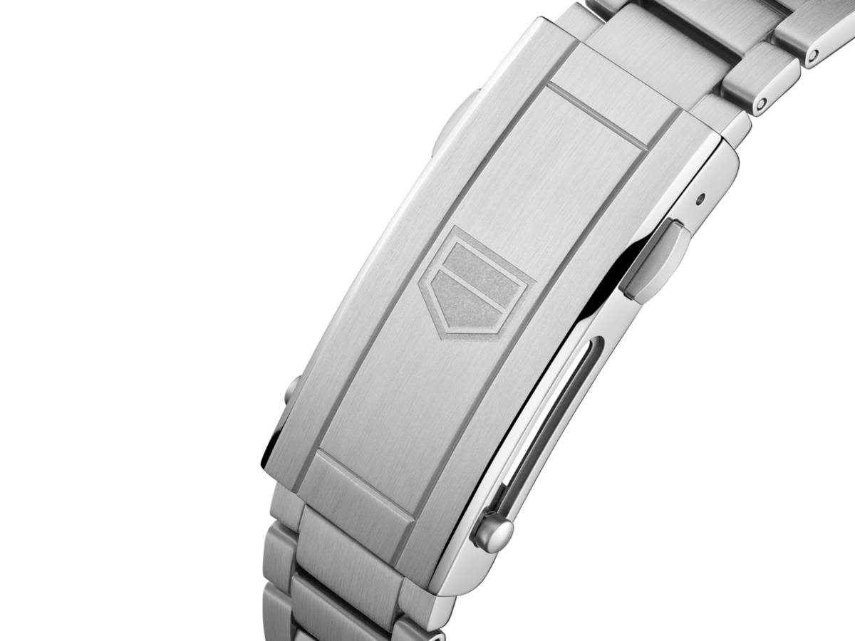 TAG Heuer Aquaracer Blue Dial Calibre 7 GMT Stainless Steel Mens Watch WBP2010.BA0632