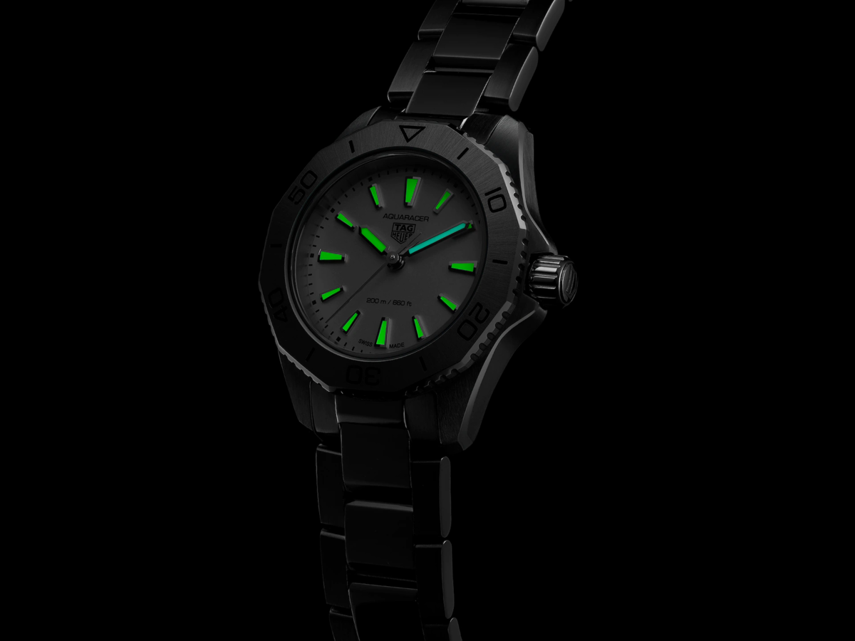 TAG Heuer Aquaracer Professional 200 Silver Dial Stainless Steel Womens Quartz Watch WBP1411.BA0622