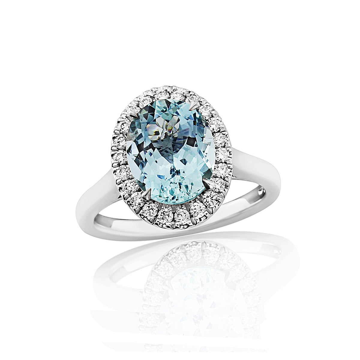 18ct White Gold Oval Aquamarine & Diamond Set Cluster Ring