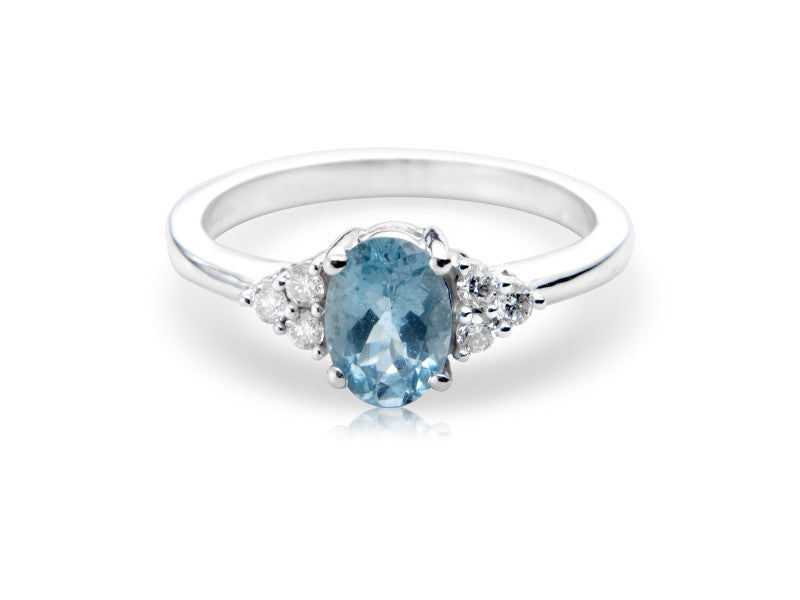 9ct White Gold Oval Aquamarine & Diamond Set Dress Ring