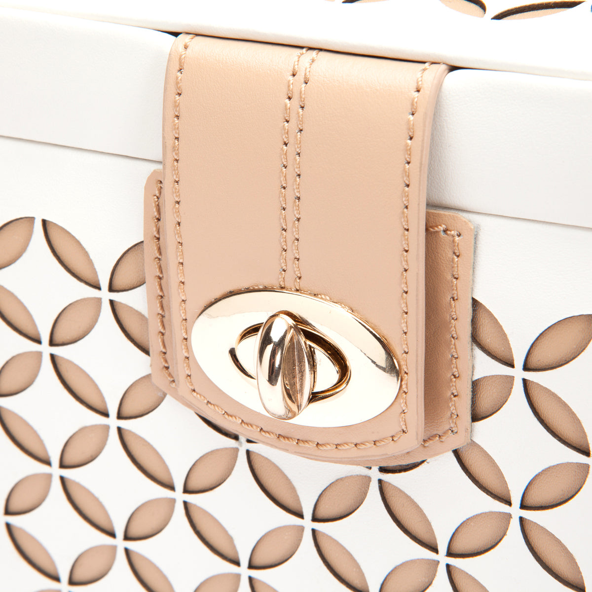 WOLF Chloé Cream Medium Jewellery Box & Travel Case 301053