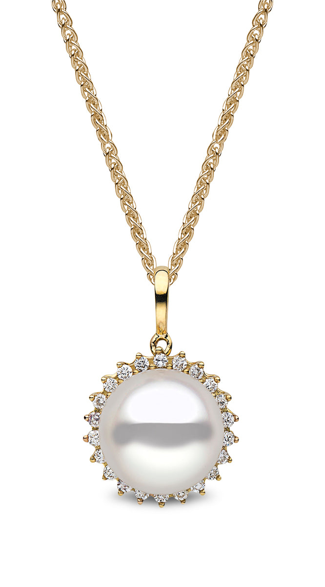 YOKO London 18ct Gold Cultured Freshwater Pearl & Diamond Cluster Pendant Necklace