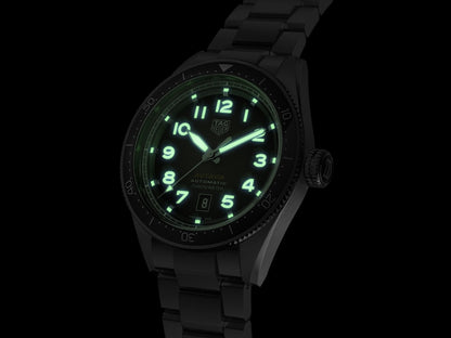 TAG Heuer Autavia Brown Black Dial Calibre 5 Chronometer Stainless Steel Mens Watch WBE5114.EB0173