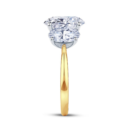 18ct Gold & Platinum Claw Set 3.05ct Graduated Three Stone Oval Cut Lab Grown Diamond Trilogy Ring