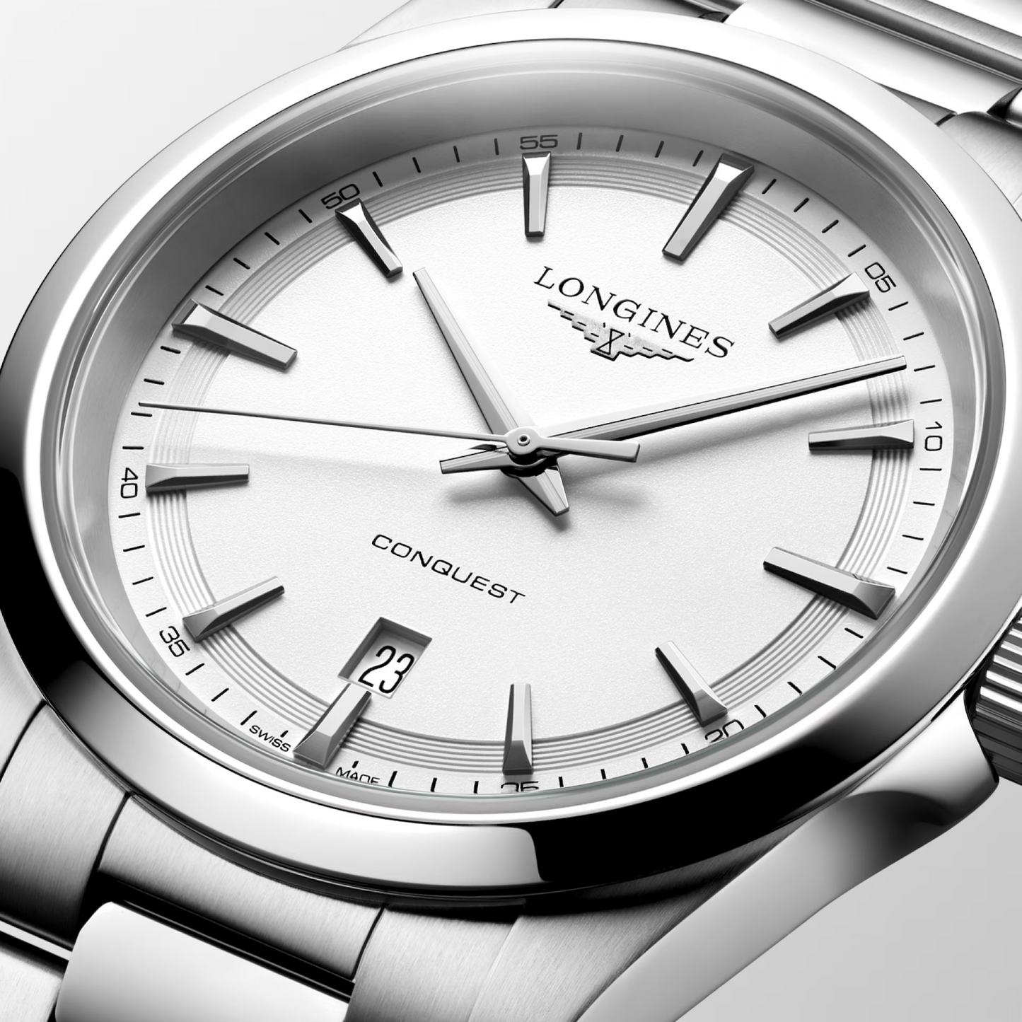 Longines Conquest White Dial Stainless Steel Mens Quartz Watch (41mm) L38604126