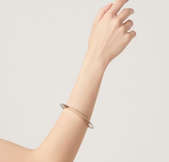 Giovanni Raspini Sterling Silver Blade Bangle