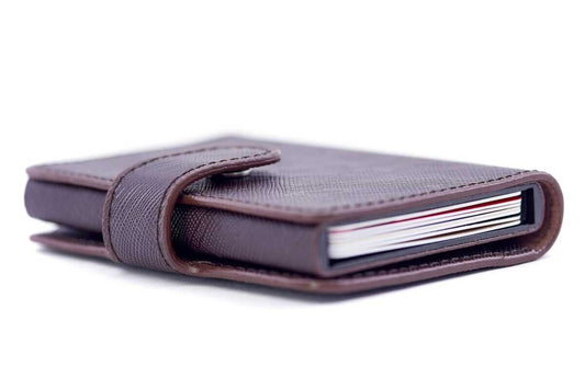LEANSCHI Brown Leather RFID Safe Credit Card Holder with Aluminium Container