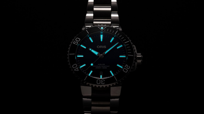 Oris Aquis Date Blue Dial Stainless Steel Mens 41.5mm Watch