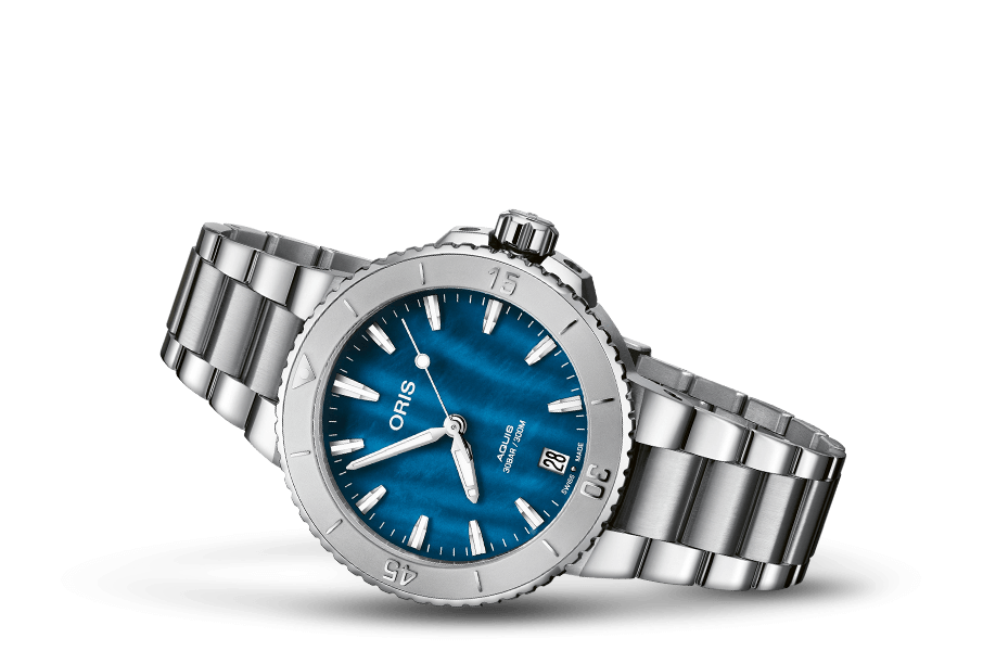 Oris Aquis Date Blue Mother of Pearl Dial Stainless Steel Womens 36.5mm Watch