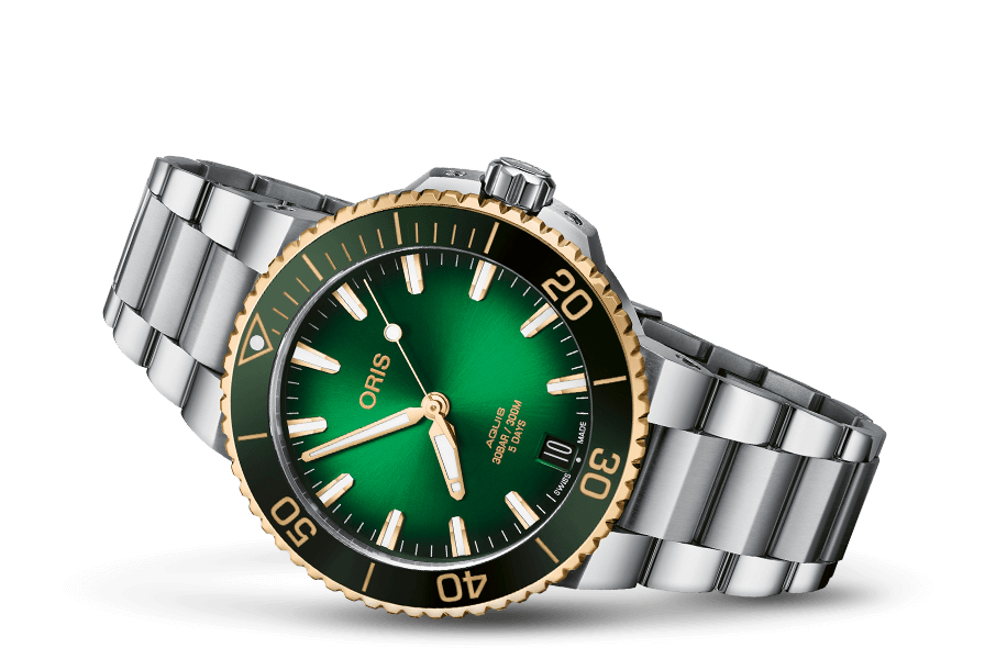 Oris Aquis Date Calibre 400 Green Dial Bi-Colour Mens 41.5mm Watch