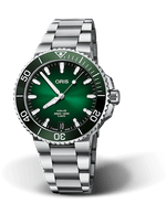 Oris Aquis Date Calibre 400  Stainless Steel Mens 41.5mm Watch