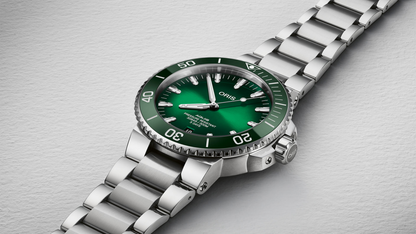 Oris Aquis Date Calibre 400 Green Dial Stainless Steel Mens 43.5mm Watch