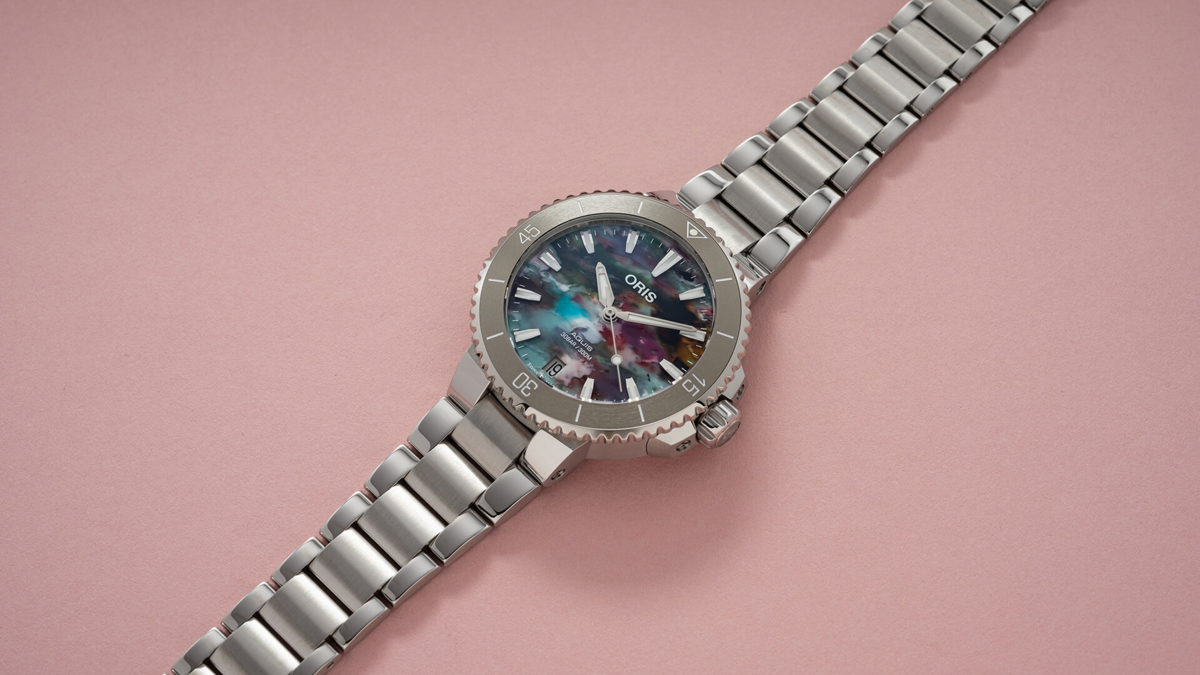 Oris Aquis Date Multi-Coloured Dial Stainless Steel Mens 41.5mm Watch
