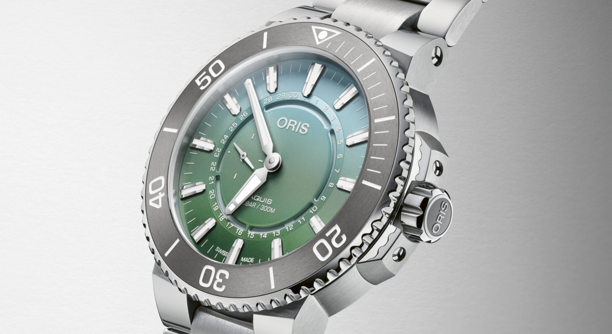 Oris Aquis Small Second Dat Watt Limited Edition II Green Dial Stainless Steel Mens Watch