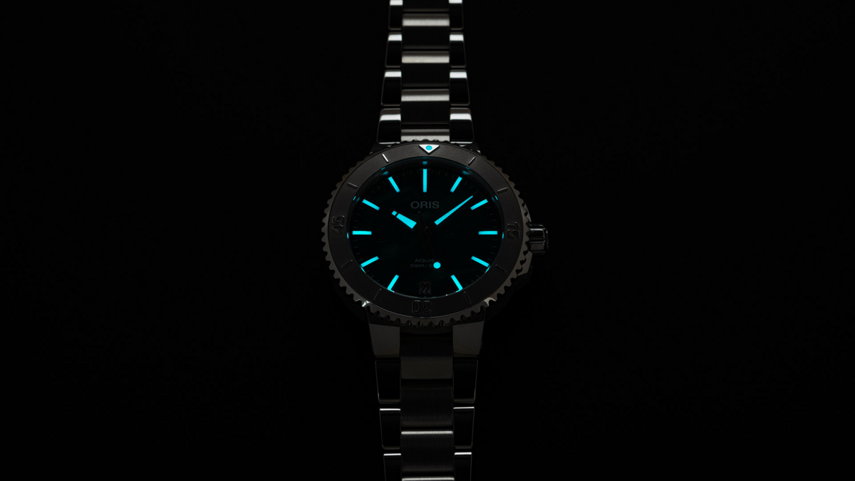 ORIS X BRACENET Aquis Green Dial Stainless Steel Womens 36.5mm Watch