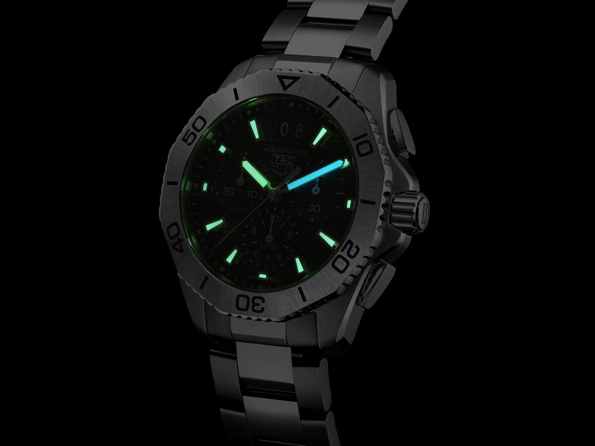 TAG Heuer Aquaracer Professional 200 Black Dial Stainless Steel Mens Quartz Chronograph Watch CBP1110.BA0627