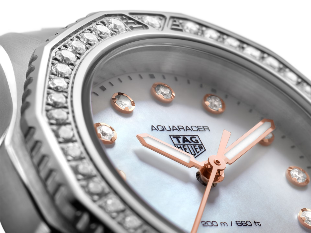 TAG Heuer Aquaracer Professional 200 Mother of Pearl Dial Stainless Steel Diamond Set Womens Quartz Watch WBP1451.BA0622