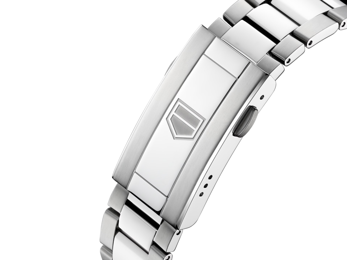 TAG Heuer Aquaracer Professional 200 Silver Dial Stainless Steel Mens Quartz Chronograph Watch CBP1111.BA0627