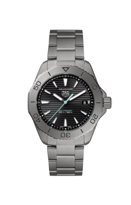 TAG Heuer Aquaracer Professional 200 Solargraph Titanium Mens Quartz Watch WBP1180.BF0000