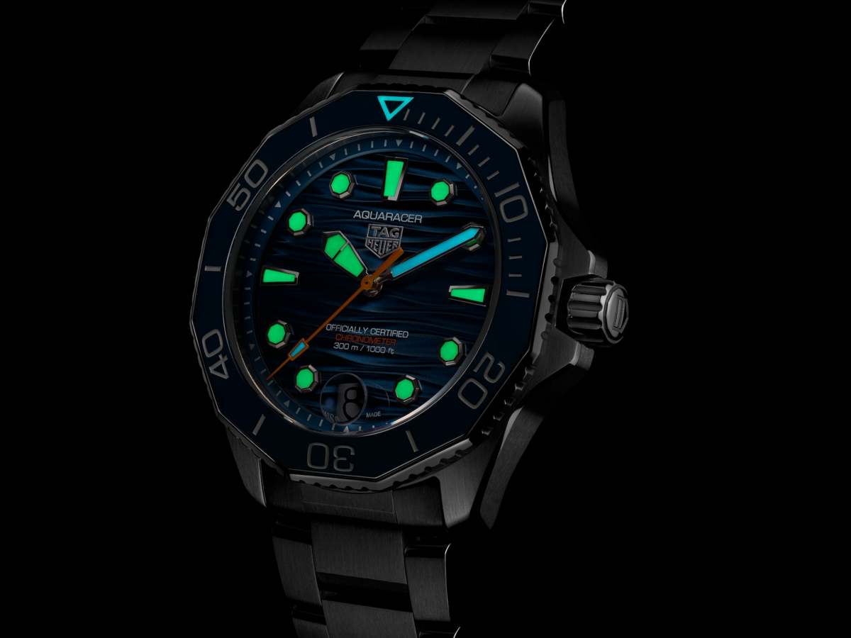 TAG Heuer Aquaracer Professional 300 Date Blue Dial Stainless Steel Mens Watch  WBP5111.BA0013