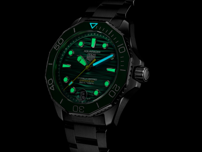 TAG Heuer Aquaracer Professional 300 Date Green Dial Stainless Steel Mens Watch  WBP5116.BA0013