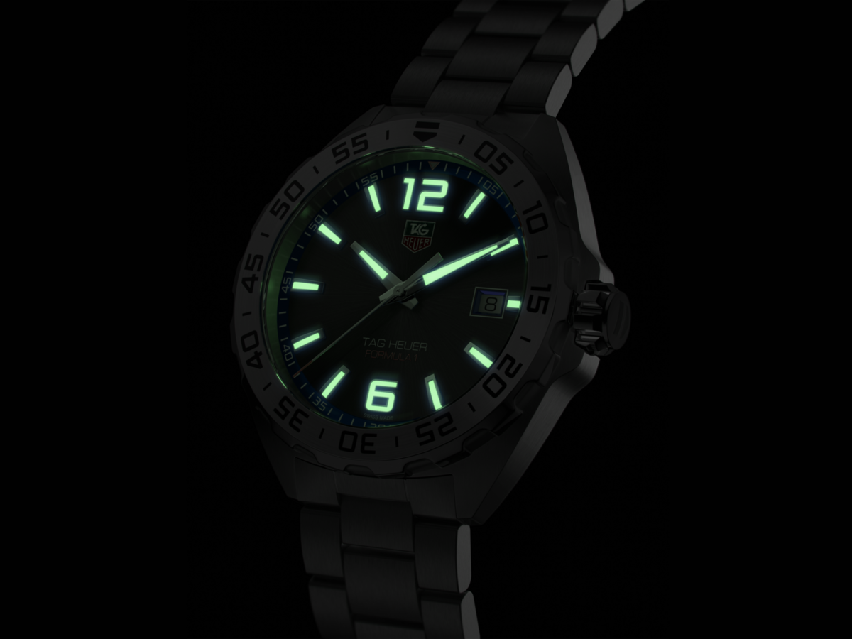 TAG Heuer Formula 1 Black Dial Stainless Steel Mens Quartz Watch WAZ1112.BA0875