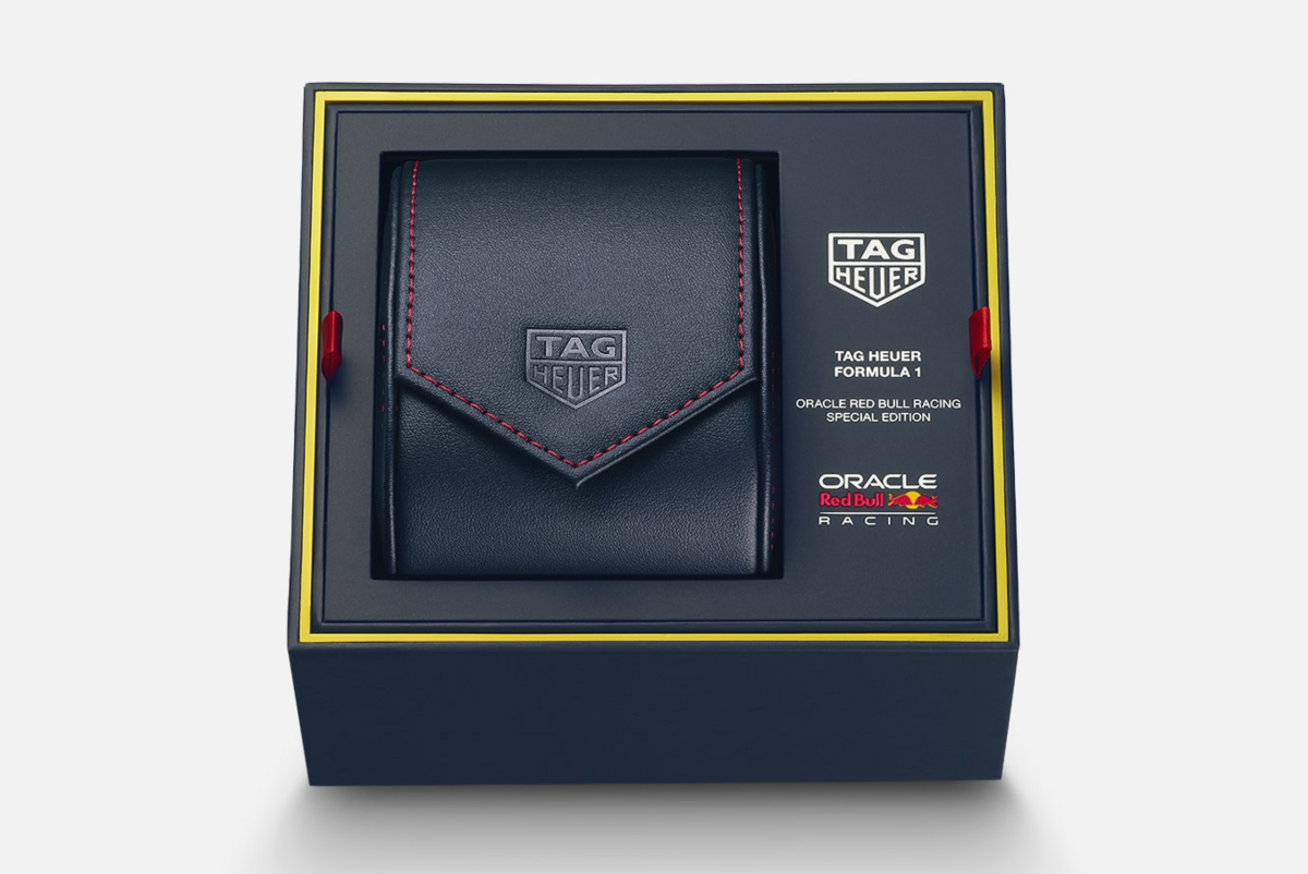 TAG Heuer Formula 1 Chronograph X Oracle Red Bull Racing Titanium Mens Chronograph Watch CBZ2080.FT8091