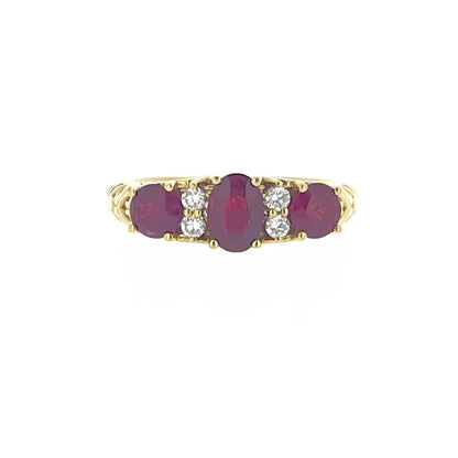 18ct Gold Claw Set Ruby & Diamond Set Victorian Style Carved Side Dress Ring