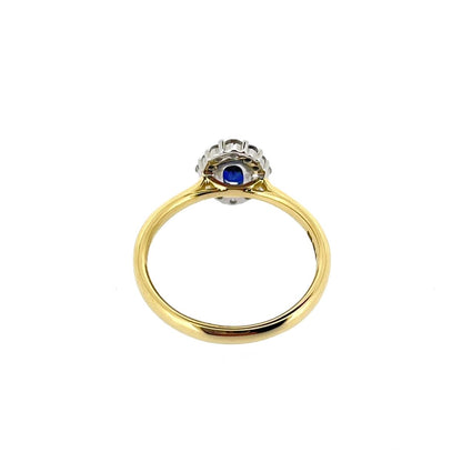 18ct Gold Oval Sapphire & Diamond Set Cluster Ring