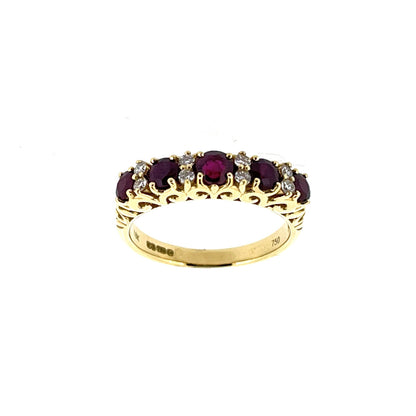18ct Gold Claw Set Ruby & Diamond Set Victorian Style Carved Side Dress Ring