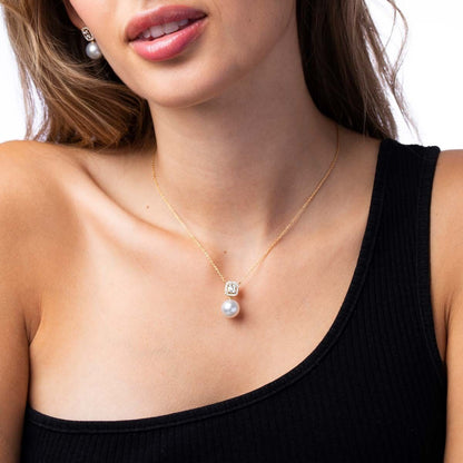 YOKO London Starlight 18ct Gold, Pearl & Diamond Set Pendant Necklace