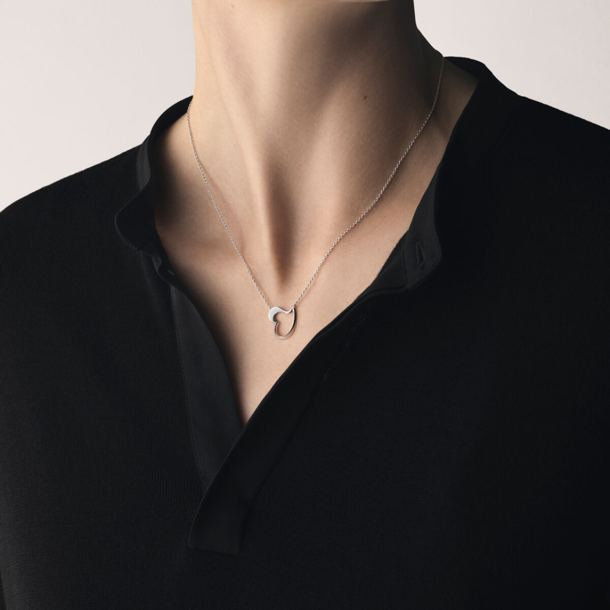 Georg Jensen LOVE LEAF HEART Sterling Silver Pendant Necklace 20001069