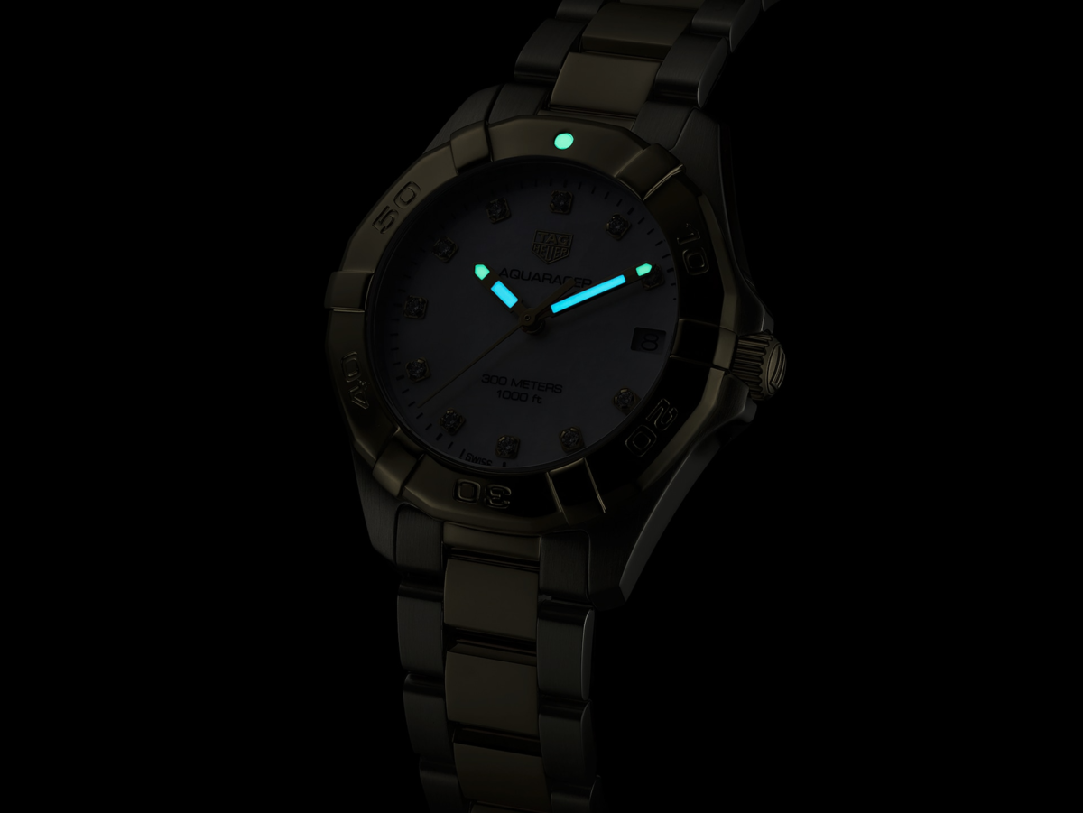 TAG Heuer Aquaracer Mother of Pearl Diamond Set Dial Two Tone Womens Quartz 32mm Watch WBD1322.BB0320