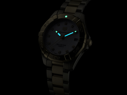 TAG Heuer Aquaracer Mother of Pearl Diamond Set Dial Two Tone Womens Quartz 32mm Watch WBD1322.BB0320