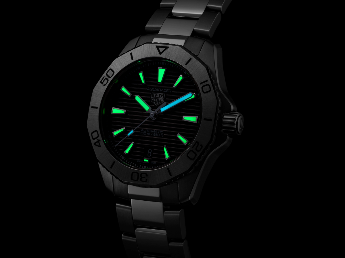 TAG Heuer Aquaracer Professional 200 Calibre 5 Automatic Blue Dial Stainless Steel Mens Watch WBP2111.BA0627