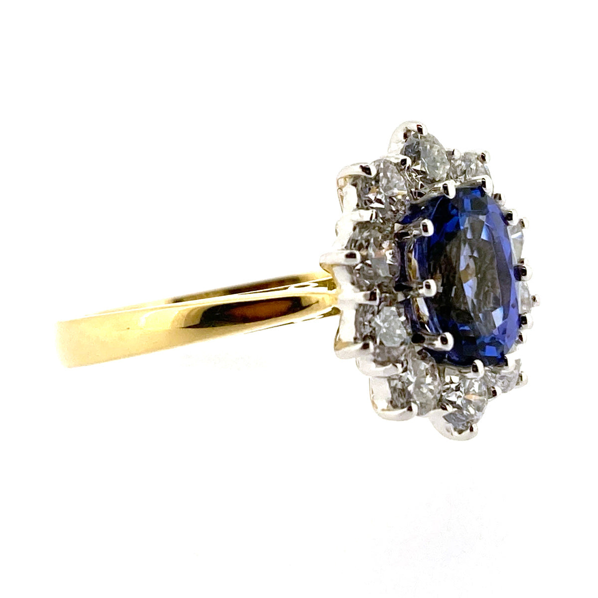 18ct Gold Oval Tanzanite & Diamond Set Cluster Ring