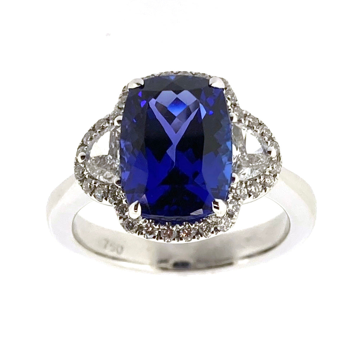 18ct White Gold Tanzanite & Diamond Set Fancy Cluster Ring
