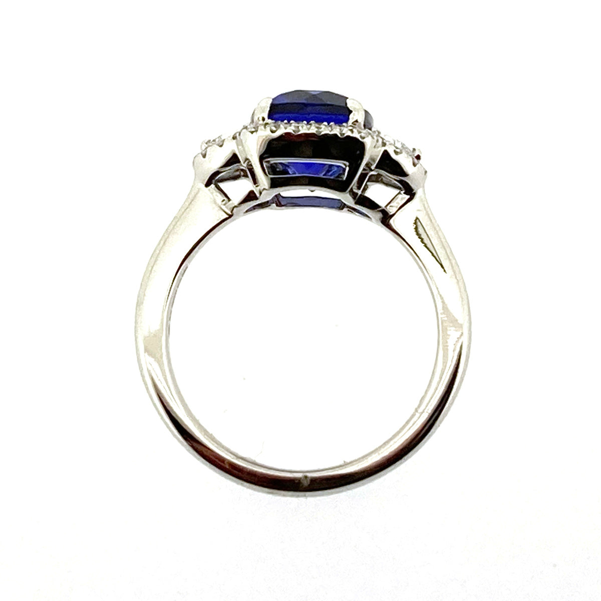 18ct White Gold Tanzanite & Diamond Set Fancy Cluster Ring