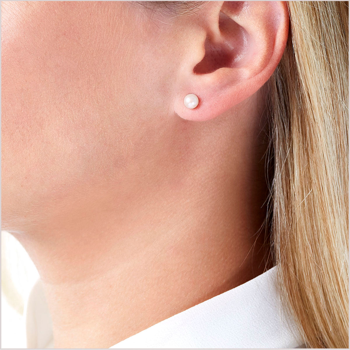 YOKO London 18ct White Gold 5mm Cultured Japanese Akoya Pearl Stud Earrings