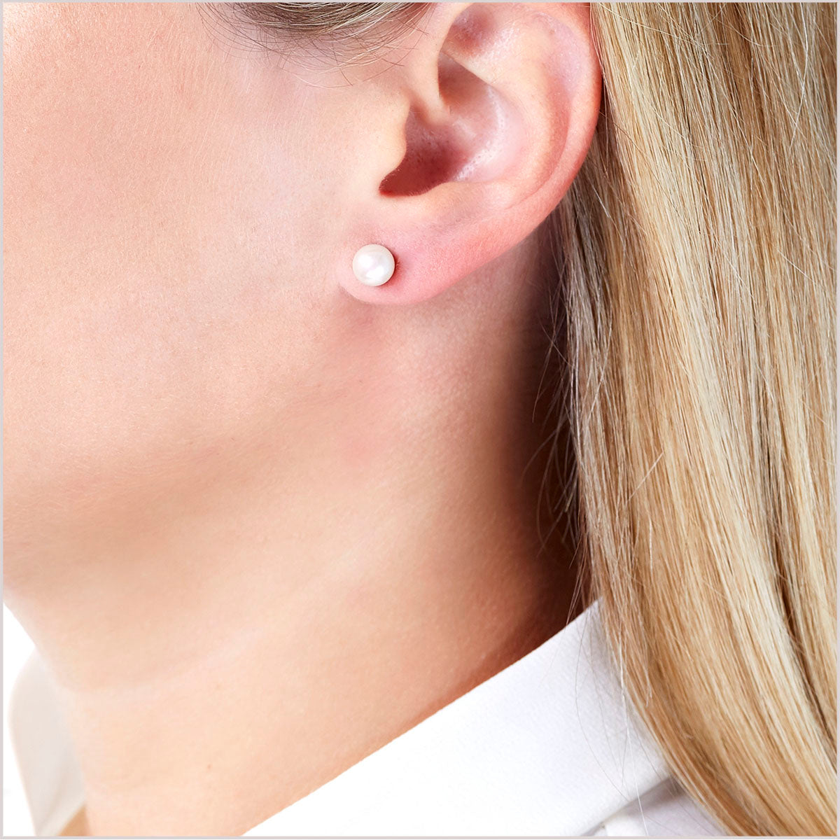 YOKO London 18ct White Gold 6mm Cultured Japanese Akoya Pearl Stud Earrings
