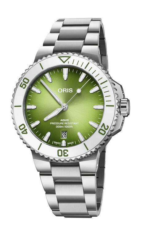 Oris Aquis Date Taste of Summer Green Dial Stainless Steel Mens 41.5mm Watch