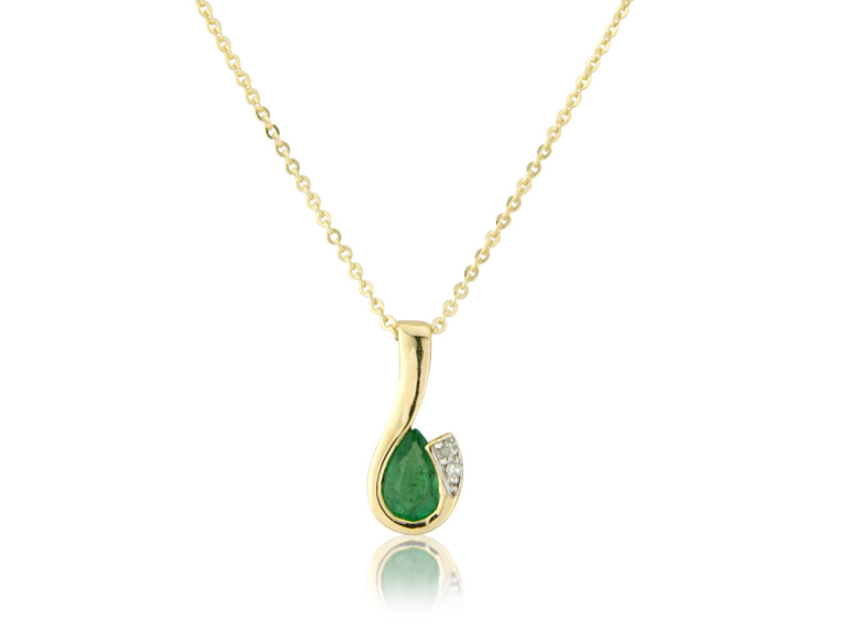 9ct Gold Emerald & Diamond Set Pendant Necklace