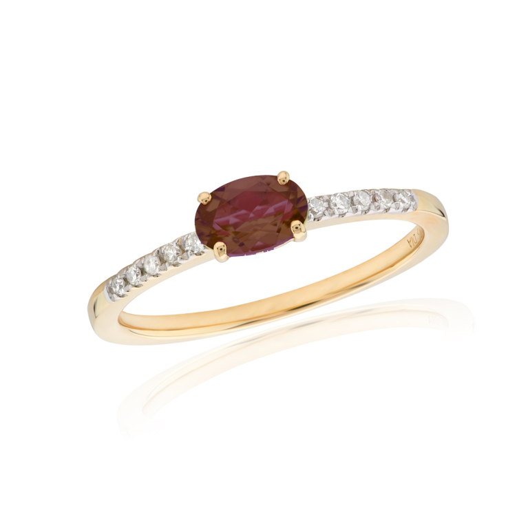 9ct Gold Oval Garnet & Diamond Set Dress Ring